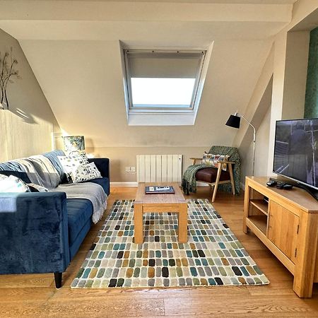 The Courtyard 2 Bedroom Apartments In Central Windsor With Parking Dış mekan fotoğraf