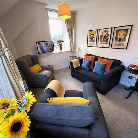 The Courtyard 2 Bedroom Apartments In Central Windsor With Parking Dış mekan fotoğraf