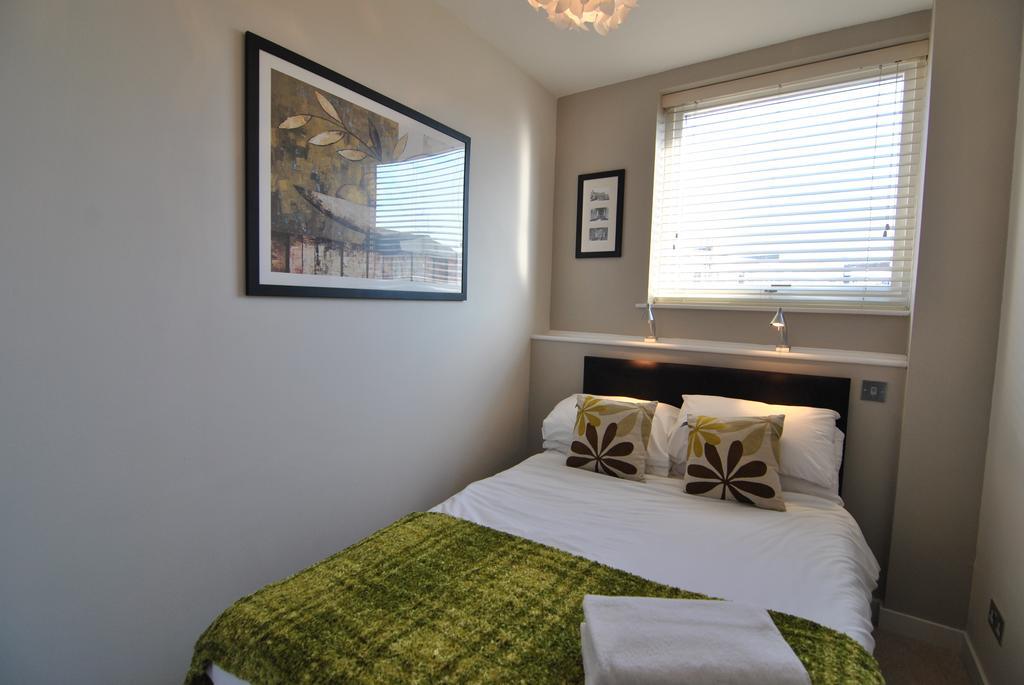 The Courtyard 2 Bedroom Apartments In Central Windsor With Parking Dış mekan fotoğraf